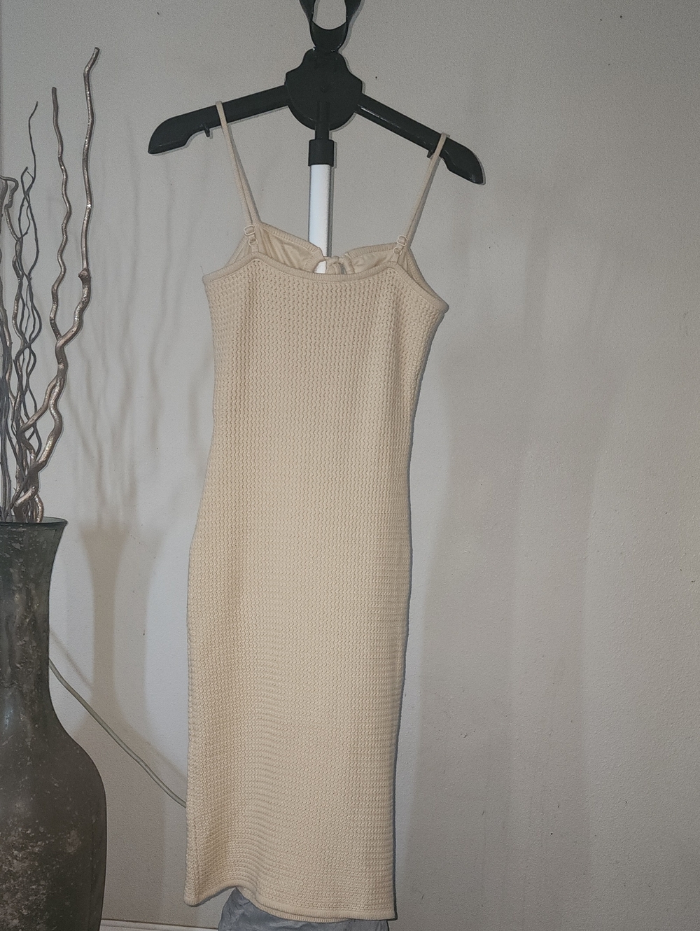 House of Harlow 1960 Cream Knit Tie-Front Midi Dress - Picture 7 of 12